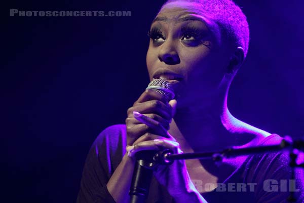 LAURA MVULA - 2013-11-10 - PARIS - La Cigale - 